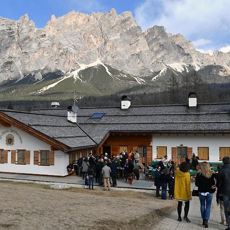 Villa Jägerhaus Agriturismo Cortina d'Ampezzo Exterior foto