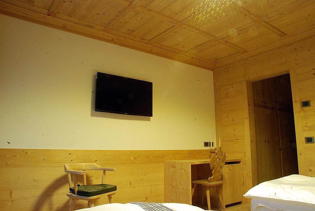 Villa Jägerhaus Agriturismo Cortina d'Ampezzo Zimmer foto