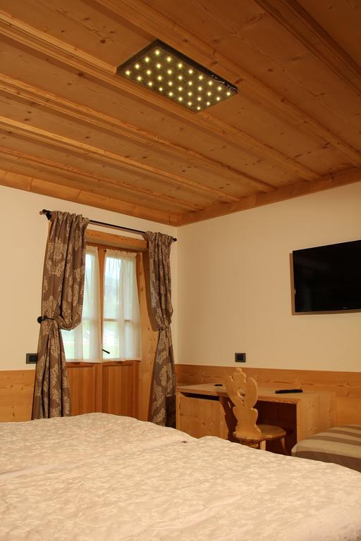 Villa Jägerhaus Agriturismo Cortina d'Ampezzo Zimmer foto